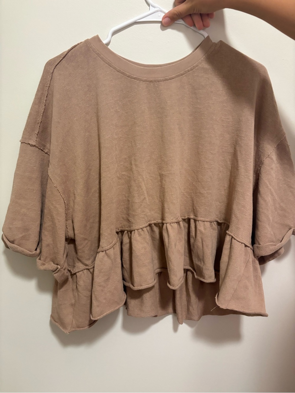ALTAR’D STATE - Women’s Ruffle Hem Short Sleeve Top - Taupe